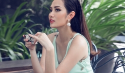 Hoa hậu Đông Nam Á Diệu Linh gợi cảm trong trang phục tự thiêt kế