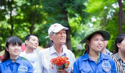 Những câu chuyện cảm động trong kỳ thi THPT quốc gia 2016