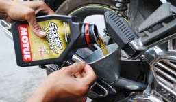 4 điều cần lưu ý về dầu nhớt xe máy