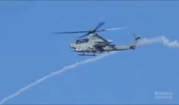 Xem vũ khí mạnh nhất của thủy quân lục chiến Mỹ xả đạn