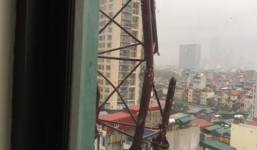 Hà Nội: Cột thu phát sóng đổ, 1 người tử vong