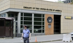 Mỹ trục xuất hai quan chức Nga, trả đũa vụ tấn công nhân viên Mỹ