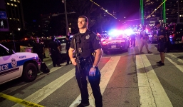 Nghi phạm bắn tỉa Mỹ bị robot tiêu diệt