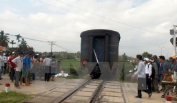 Hải Dương: Hai ngày hai vụ tàu đâm xe, hai người thương vong