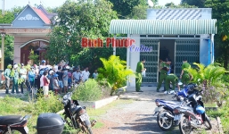 Phát hiện xác người đàn ông treo cổ trước hiên nhà