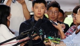 Park Yoochun thoát tội hiếp dâm vì thiếu bằng chứng