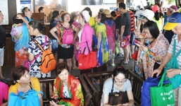 Khách Trung Quốc được giảm giá gấp 4 lần khi đến Nha Trang