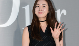 Diễn viên 'Nấc thang lên thiên đường' trẻ trung, duyên dáng ở tuổi 41