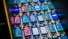 Facebook dùng 2.000 smartphone thử nghiệm ứng dụng