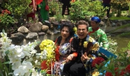 Thanh Bạch, Thúy Nga không nhận tiền mừng trong đám cưới lần 8