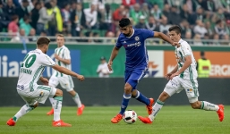 Chelsea thua thảm trong trận ra mắt HLV Conte