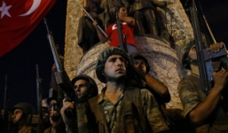 Binh sĩ Thổ Nhĩ Kỳ dự đảo chính vì tưởng 'diễn tập'