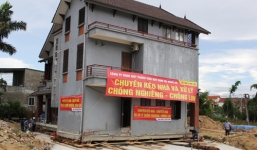 'Thần đèn' Nghệ An di dời biệt thự nặng 800 tấn được 22 m