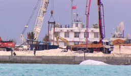 Bất chấp phán quyết, đô đốc Trung Quốc tuyên bố tiếp tục cải tạo Trường Sa