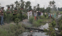 Phát hiện xác chết trong vườn mai