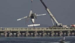 Trung Quốc: Thủy phi cơ lao vào cầu đường bộ, 5 người thiệt mạng