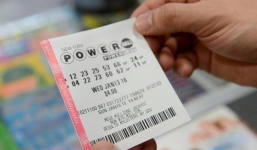 Lộ diện người Mỹ trúng xổ số độc đắc hơn 500 triệu USD