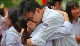 Thí sinh được 10 điểm Lý, 0 điểm Toán