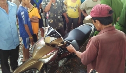 Nam thanh niên lao cả xe máy xuống sông tự vẫn