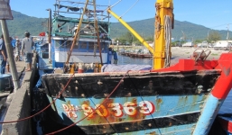 Ngư dân vớt được một thi thể tại vùng biển Hoàng Sa