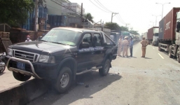 Xe thanh tra giao thông gặp tai nạn, quốc lộ 1A kẹt cứng