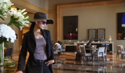 Á hậu Trương Thị May khoe style 'chất lừ' ở Ấn Độ