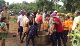 Giếng nước nóng kỳ lạ, làm chín trứng, mỳ tôm