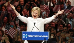 Bà Hillary Clinton chính thức là ứng viên tổng thống đảng Dân chủ