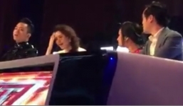 Clip Hồ Quỳnh Hương khó chịu ôm đầu khi bị Thanh Lam mắng 