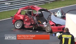 Honda Civic bị đam tan tành, 2 người tử vong