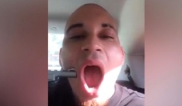 Nam ca sĩ tự bắn súng vào mặt để nổi tiếng gây xôn xao