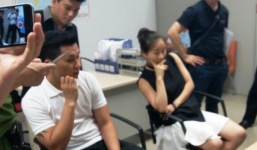 Chồng nữ tiếp viên hàng không giấu 80 cây vàng dưới ghế máy bay bị bắt