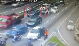 Video: Chủ nợ bị bắn 16 phát đạn giữa phố đông người gây sốc