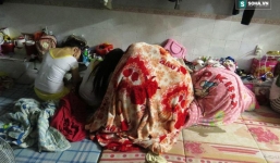 Bắt quả tang nữ nhân viên massage kích dục cho khách trong phòng VIP