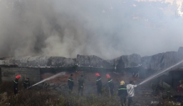 Cháy sát trường mầm non, hơn 300 học sinh phải sơ tán khẩn cấp