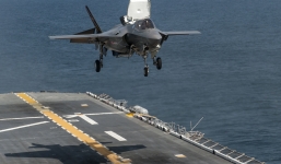 Video: Tiêm kích tàng hình F-35B nhả 55 viên đạn/ giây đầy ấn tượng