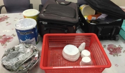 Phát hiện sừng tê giác trị giá 4,5 tỷ giấu trong hộp sữa