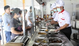 Nâng cao biện pháp kiểm soát an toàn vệ sinh thực phẩm ở bếp ăn tập thể