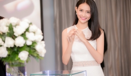 Trương Mỹ Nhân diện đầm trắng tinh khôi yêu kiều dự sự kiện