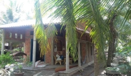 Tạm giam người vợ bóp 'của quý' khiến chồng tử vong