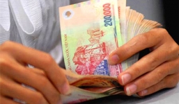 Đề xuất tăng lương tối thiếu vùng 2017 lên 7,3\%