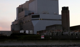 Trung Quốc cảnh báo Anh về việc trì hoãn dự án điện hạt nhân
