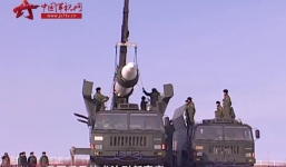 Trung Quốc khoe tên lửa diệt vệ tinh mới, Mỹ hốt hoảng