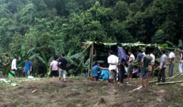 Sát hại hàng xóm rồi rủ người đào hố, chôn xác phi tang ở vườn nhà