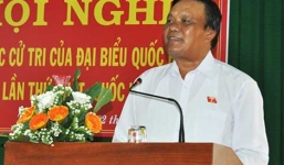 Phó Bí thư Bình Định trần tình về việc đi du học và tấm bằng tiến sĩ