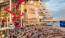 Du thuyền lớn nhất hành tinh sở hữu những điều đặc biệt nhất