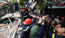 Hiện trường vụ sập nhà 4 tầng ở Hà Nội, nhiều người bị vùi lấp