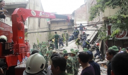 Vụ sập nhà 4 tầng ở Hà Nội: Chủ nhà từng đòi hàng xóm dừng đào móng