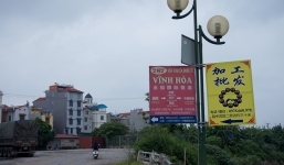 Khu 'phố Tàu' tái xuất với hàng trăm biển hiệu tiếng Trung tại Bắc Ninh