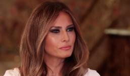 Ảnh khỏa thân dấy lên nghi ngờ về visa của vợ Donald Trump